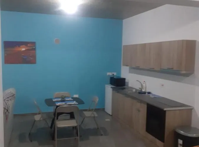 Ariadnis 3 Beds Pomos