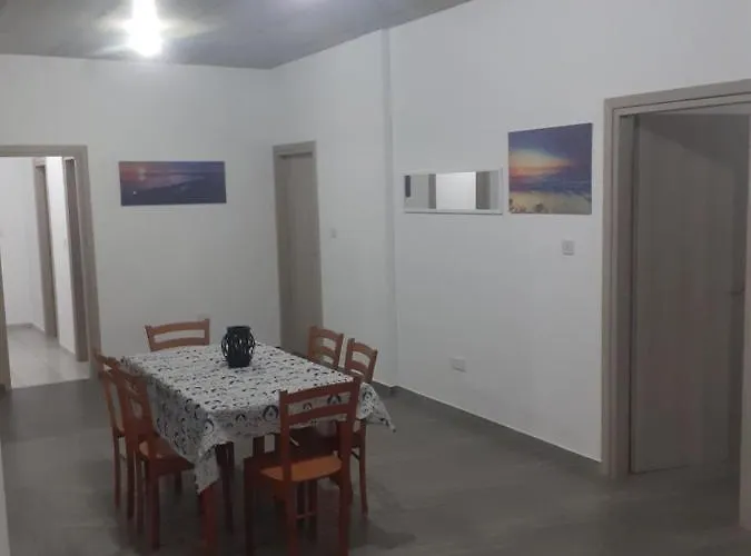 Ariadnis 3 Beds Διαμέρισμα *