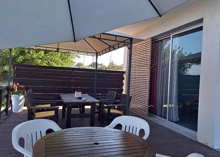 Ariadnis 3 Beds Apartmán Pomos